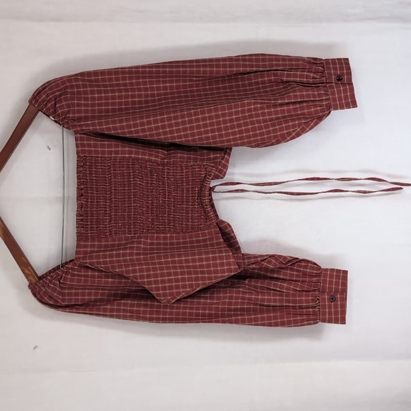 Levi's Red Plaid The Statement Blouse Slim Cropped Fit Size Large New with Tags - Picture 5 of 5